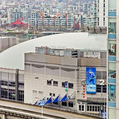 Beautiful 2 Bed Home Dt With Free Parking Vancouver Exteriér fotografie