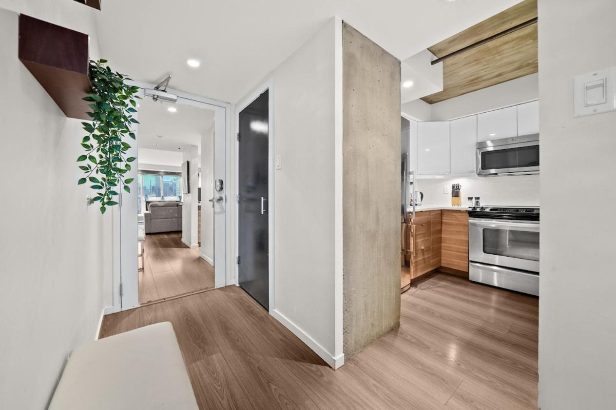 Beautiful 2 Bed Home Dt With Free Parking Vancouver Exteriér fotografie