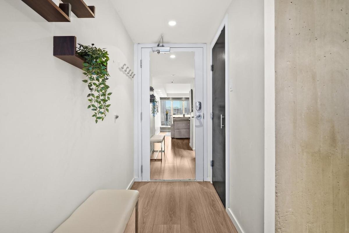 Beautiful 2 Bed Home Dt With Free Parking Vancouver Exteriér fotografie