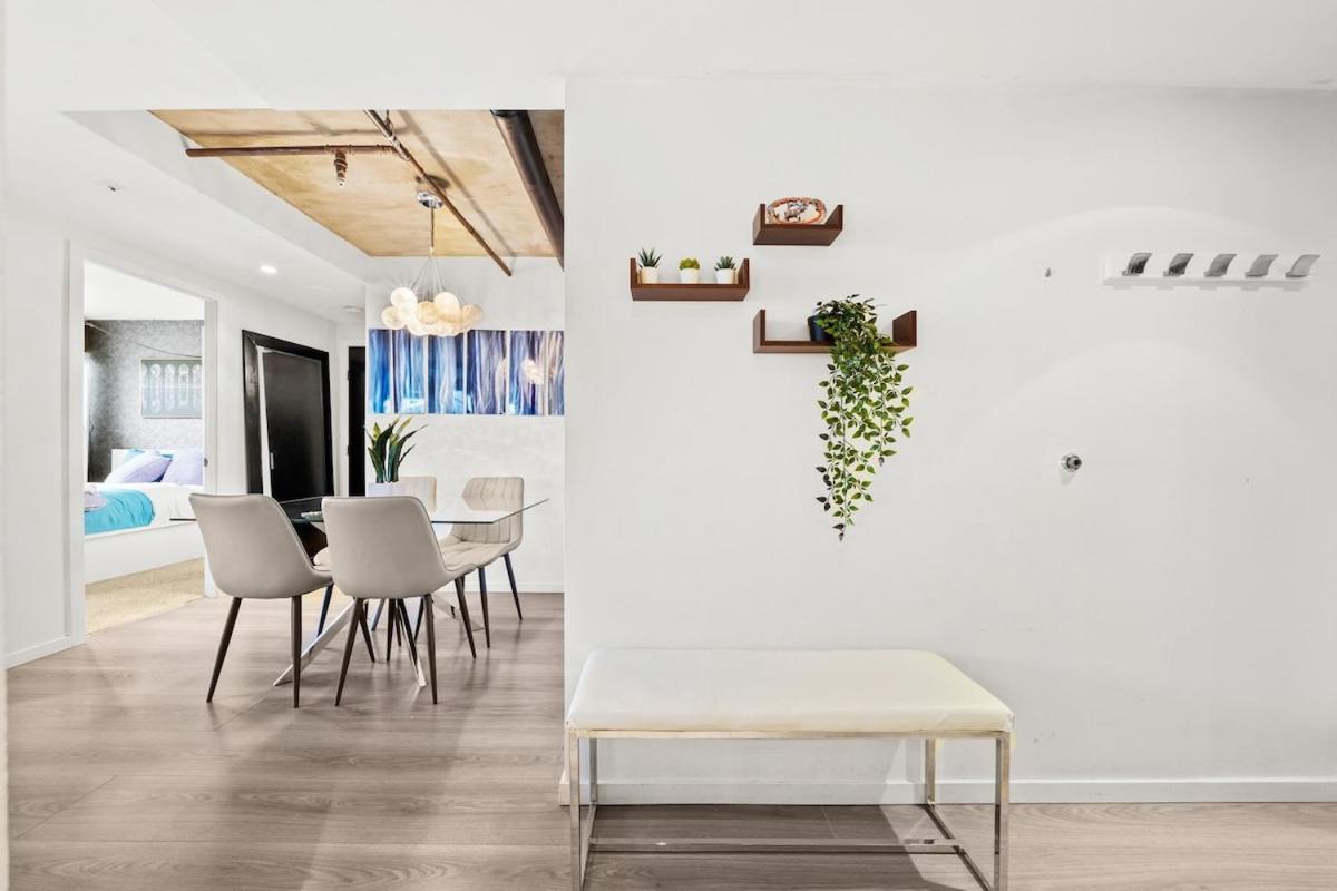 Beautiful 2 Bed Home Dt With Free Parking Vancouver Exteriér fotografie